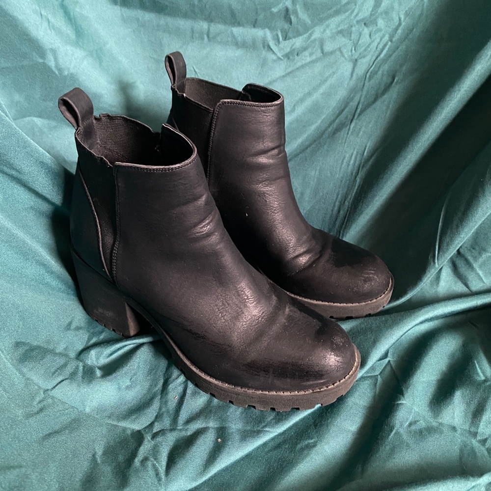 black booties